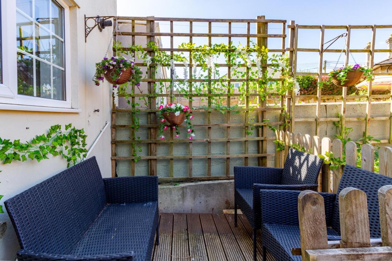 Family Friendly Cottage With Bunk Beds And Courtyard Malmesbury Exterior foto